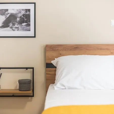υπέροχο στο ίλιον σύνορα με πετρούπολη Apartment